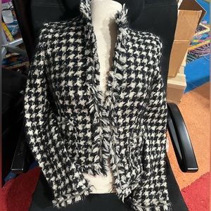 Walter houndstooth blazer B&W luxury !fantastic condition,silver beading,lining